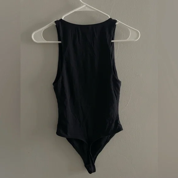 Aritizia Babaton Black Sleeveless Bodysuit - Picture 2 of 4